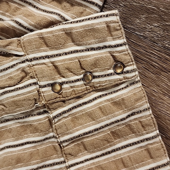 📛5/$25  Columbia Pearl Snal Pinstripe Longsleeve button down Shirt - Picture 2 of 8